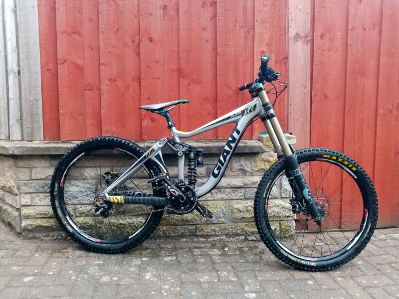 pink downhill bike